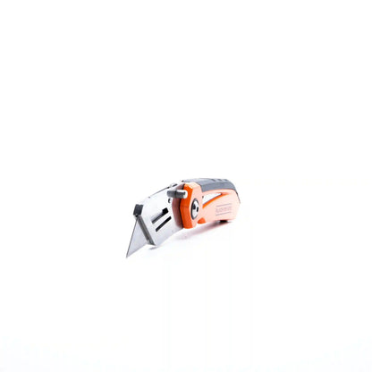 Utility Knife With Blade Storage